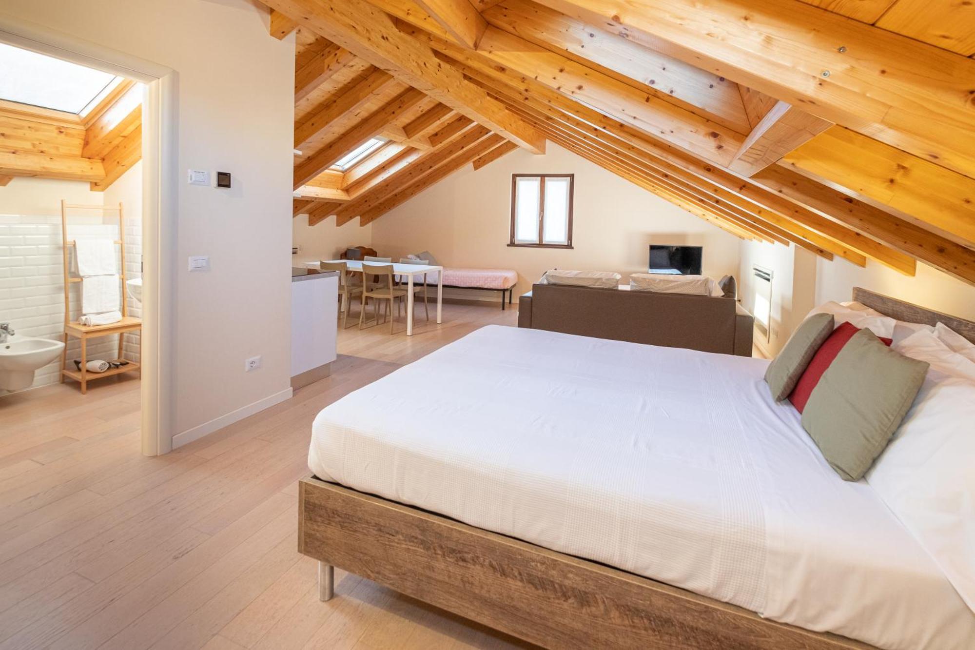 Il Grifo Bed & Breakfast Lenno Dış mekan fotoğraf